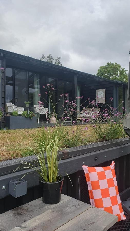 De Buorkerij Bed & Breakfast Tytsjerk Bagian luar foto